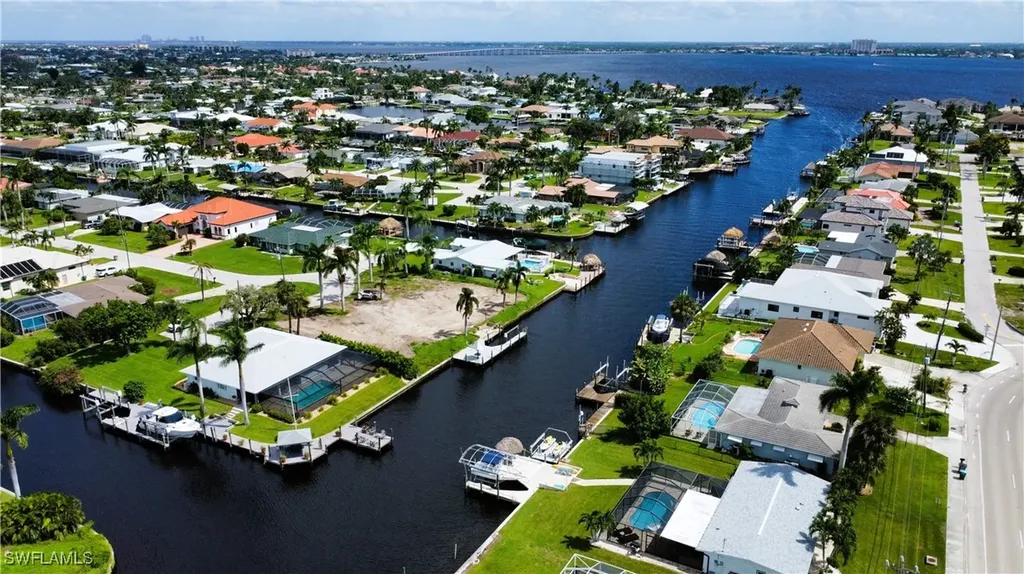 5360 Malaluka Court Cape Coral FL 33904