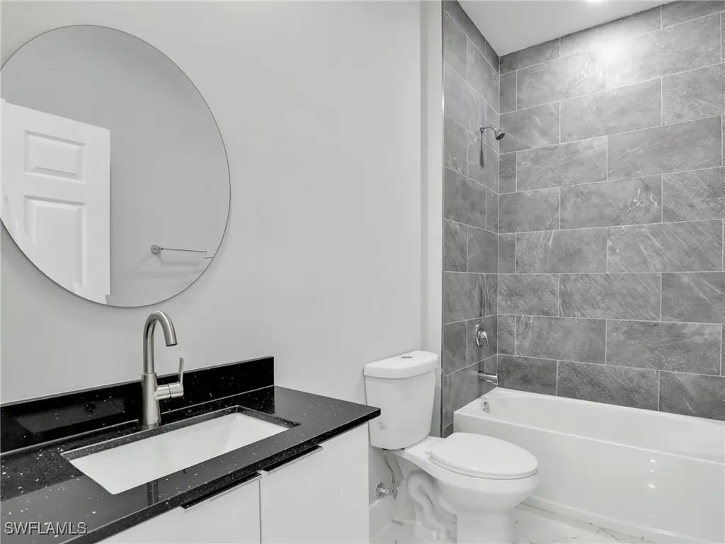 1423 NW 20th Terrace Cape Coral FL 33993