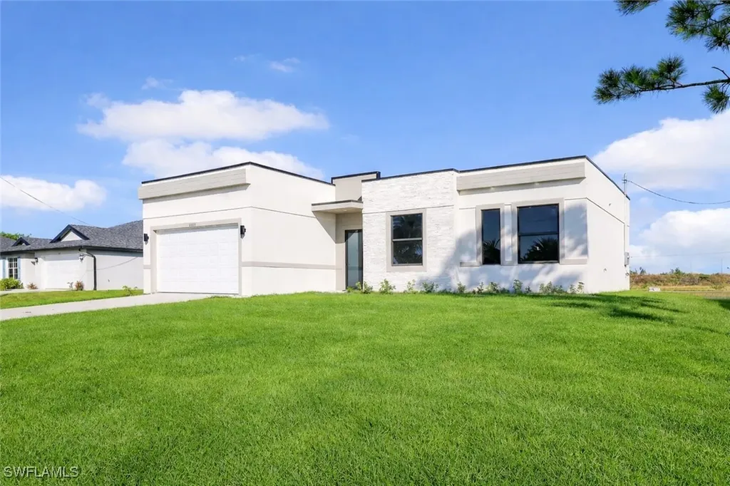 1423 NW 20th Terrace Cape Coral FL 33993