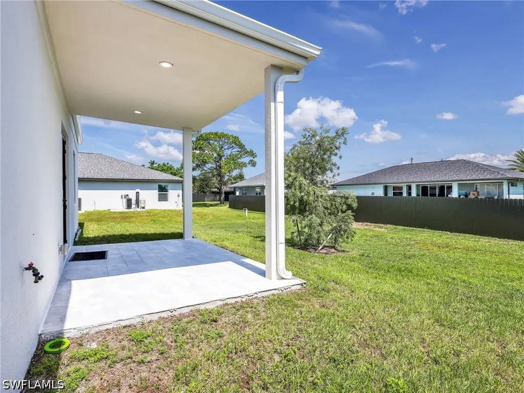 1423 NW 20th Terrace Cape Coral FL 33993