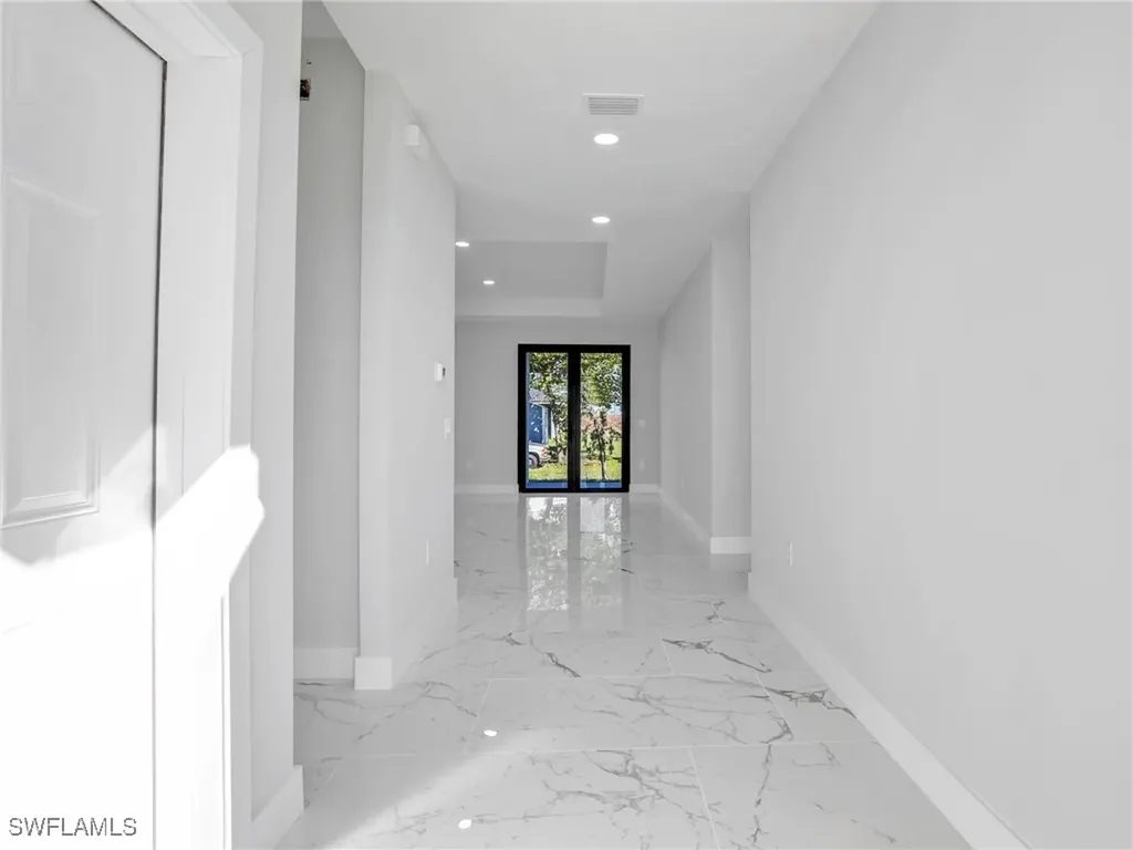 1423 NW 20th Terrace Cape Coral FL 33993