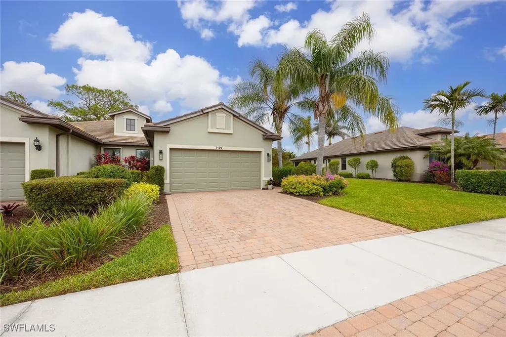 7199 Live Oak Drive Naples FL 34114