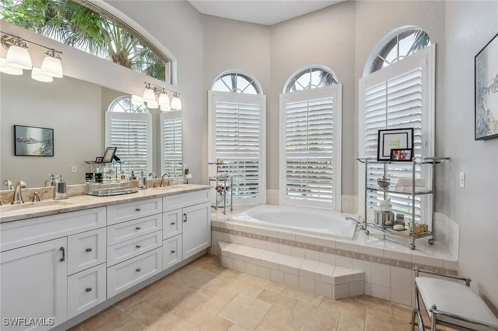 451 Cottage Court Marco Island FL 34145