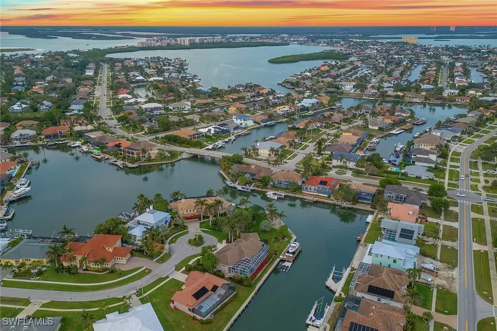 451 Cottage Court Marco Island FL 34145