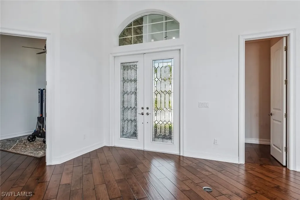 189 Richmond Court Marco Island FL 34145