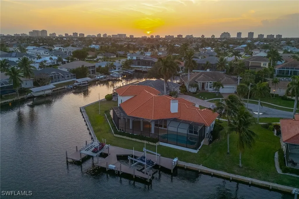 189 Richmond Court Marco Island FL 34145