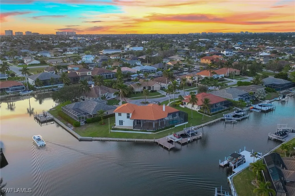 189 Richmond Court Marco Island FL 34145