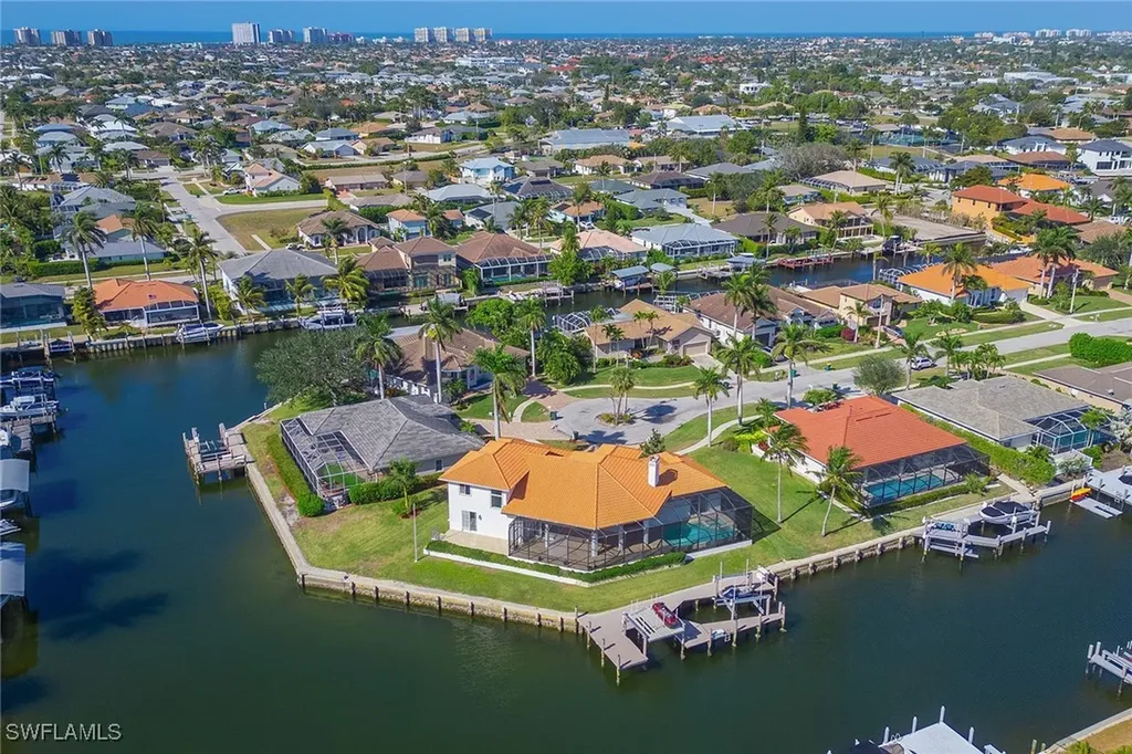 189 Richmond Court Marco Island FL 34145