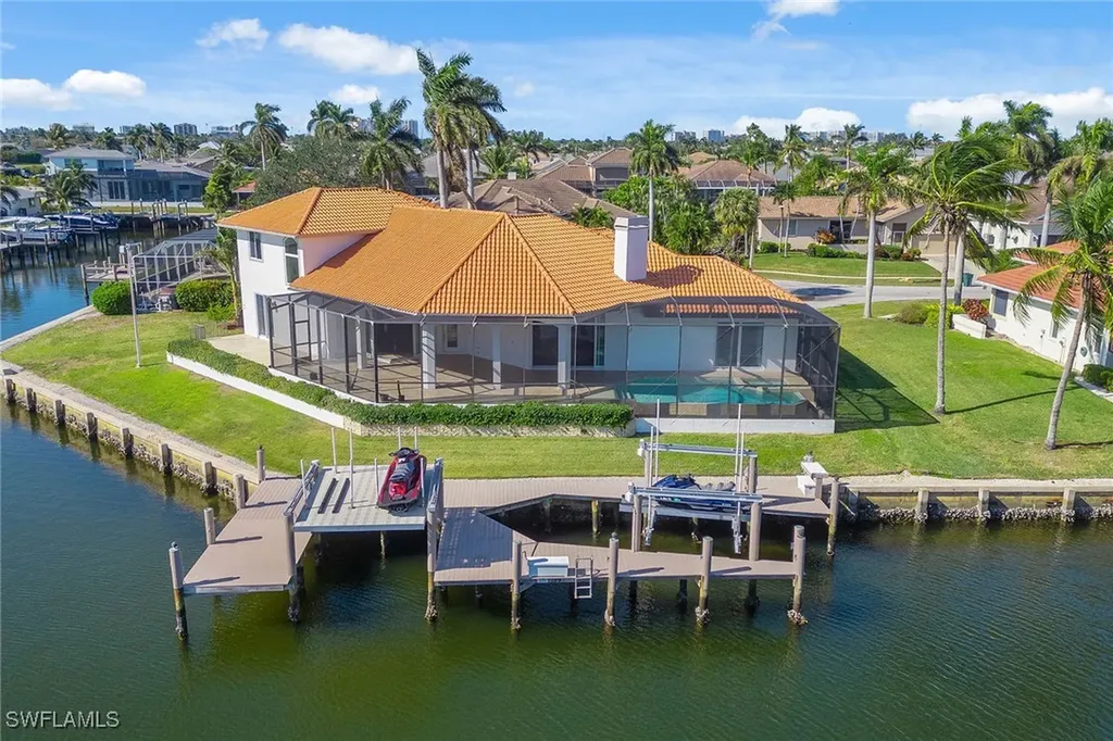 189 Richmond Court Marco Island FL 34145