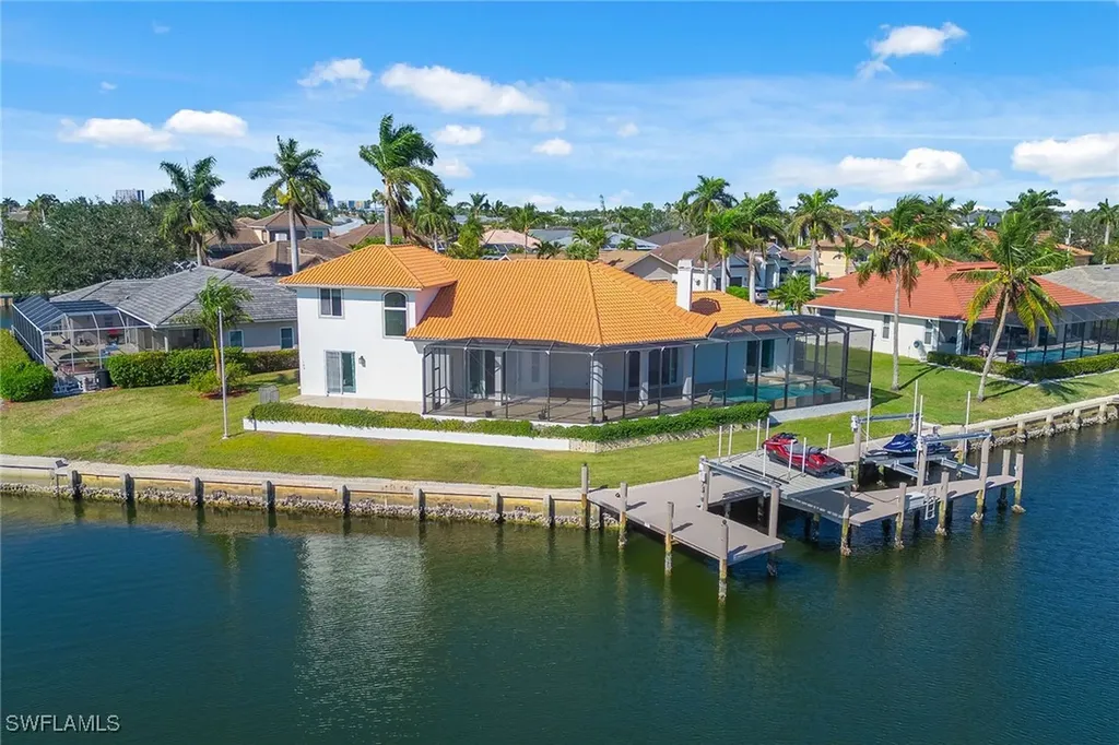 189 Richmond Court Marco Island FL 34145