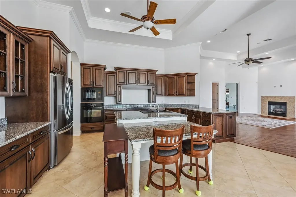 189 Richmond Court Marco Island FL 34145