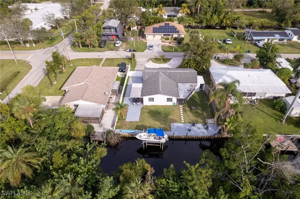 60 Cardinal Drive North Fort Myers FL 33917