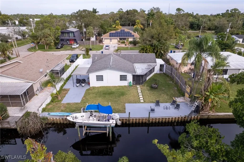 60 Cardinal Drive North Fort Myers FL 33917