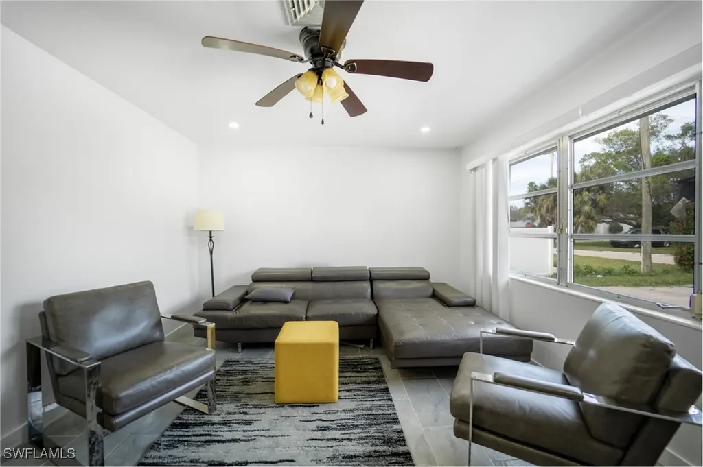 60 Cardinal Drive North Fort Myers FL 33917