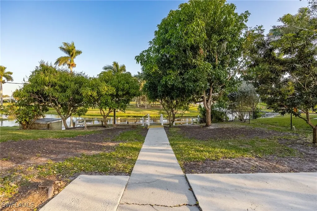 617 Caloosa Estates Drive Labelle FL 33935