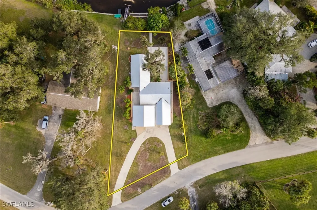 617 Caloosa Estates Drive Labelle FL 33935