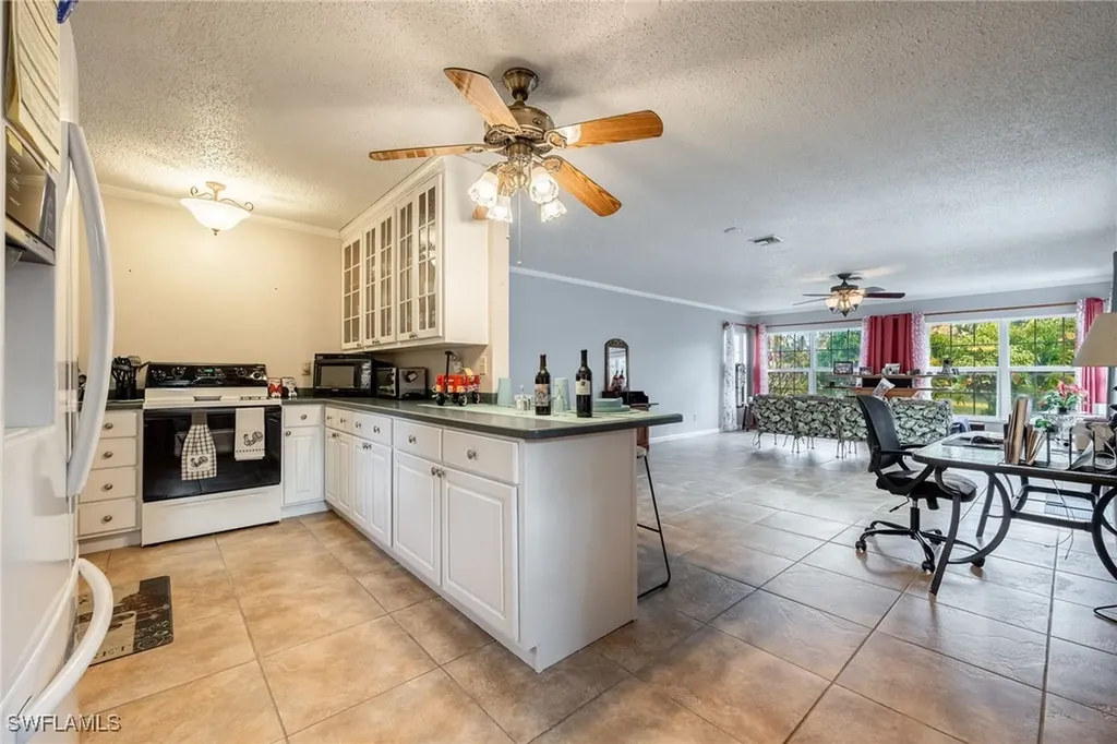 617 Caloosa Estates Drive Labelle FL 33935
