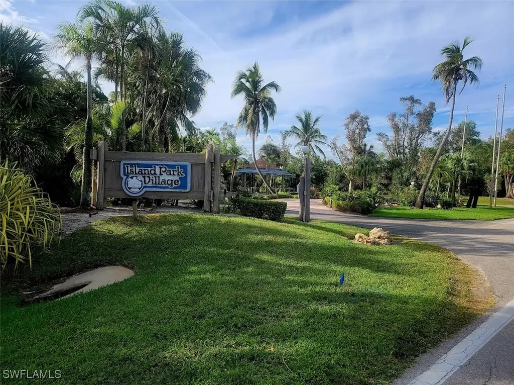 17747 Indian Island Court Fort Myers FL 33908