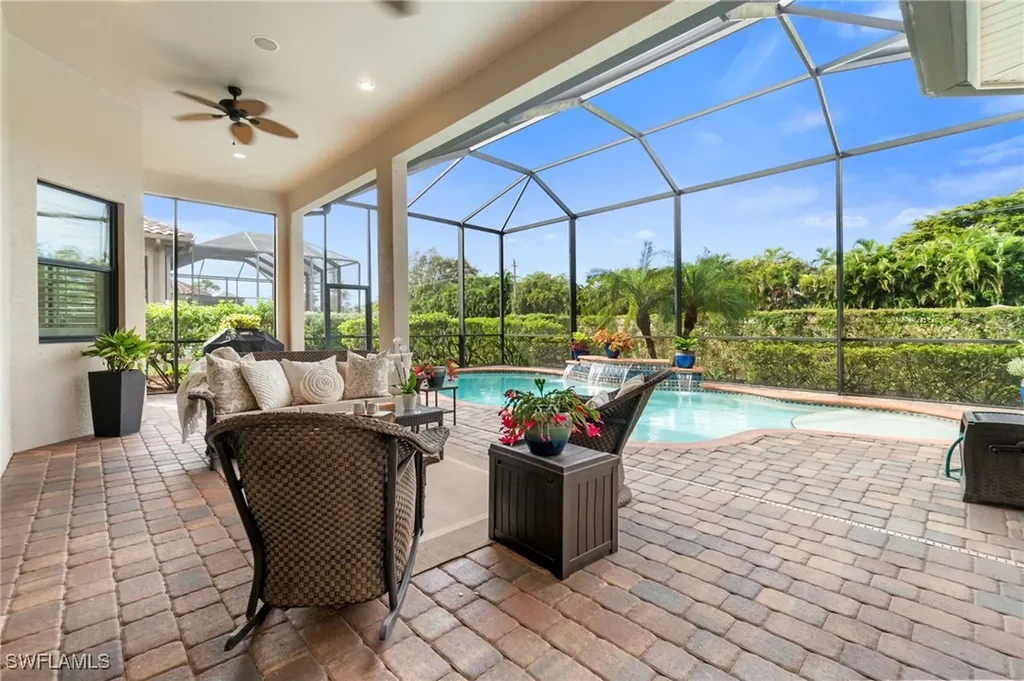 15847 Secoya Reserve Circle Naples FL 34110