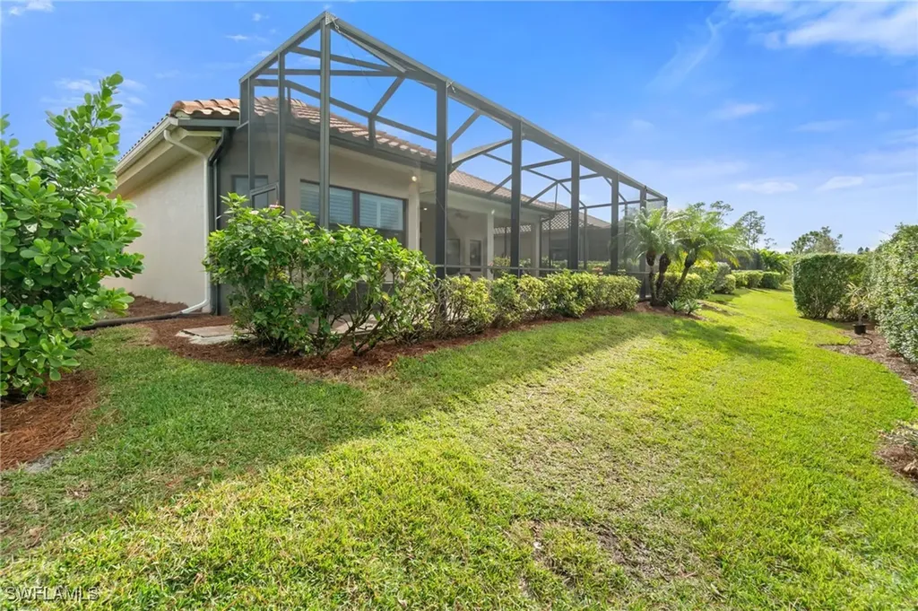 15847 Secoya Reserve Circle Naples FL 34110