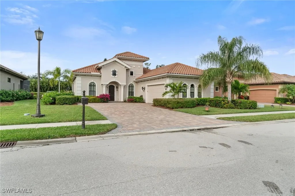 15847 Secoya Reserve Circle Naples FL 34110