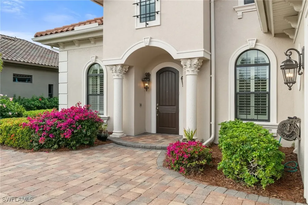15847 Secoya Reserve Circle Naples FL 34110