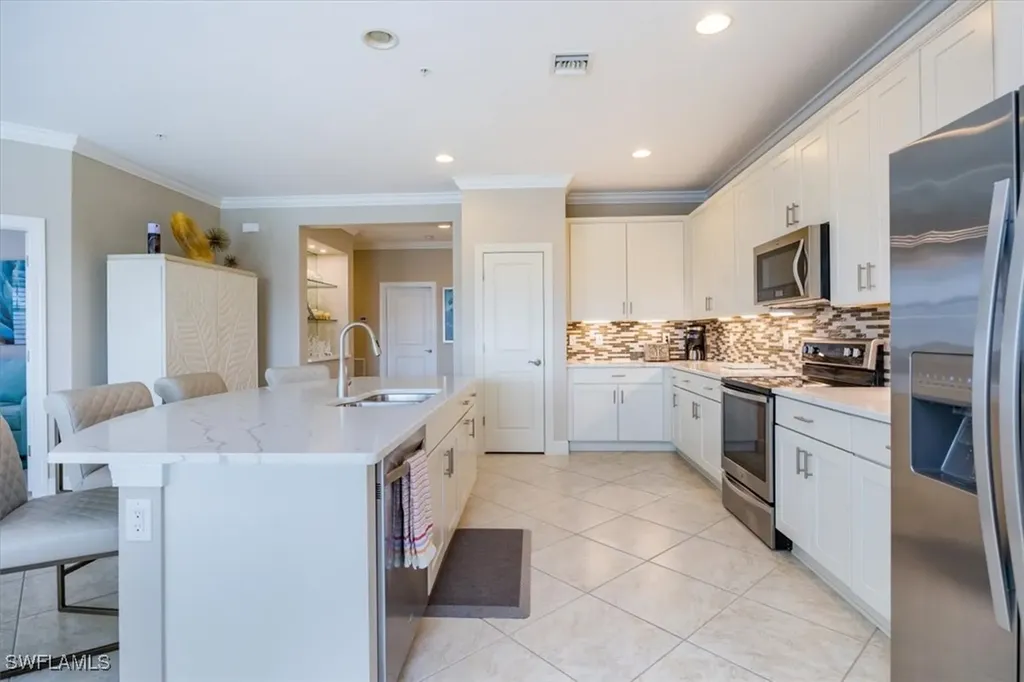 15205 Butler Lake Drive Naples FL 34109