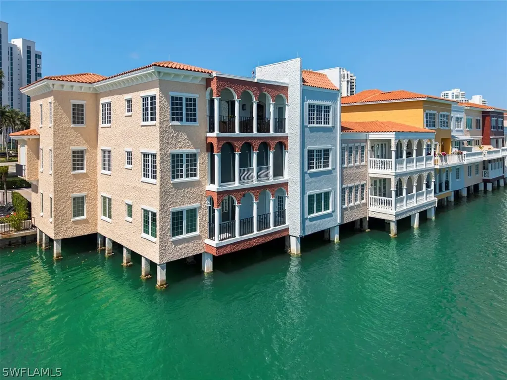 4000 Gulf Shore Boulevard N Naples FL 34103