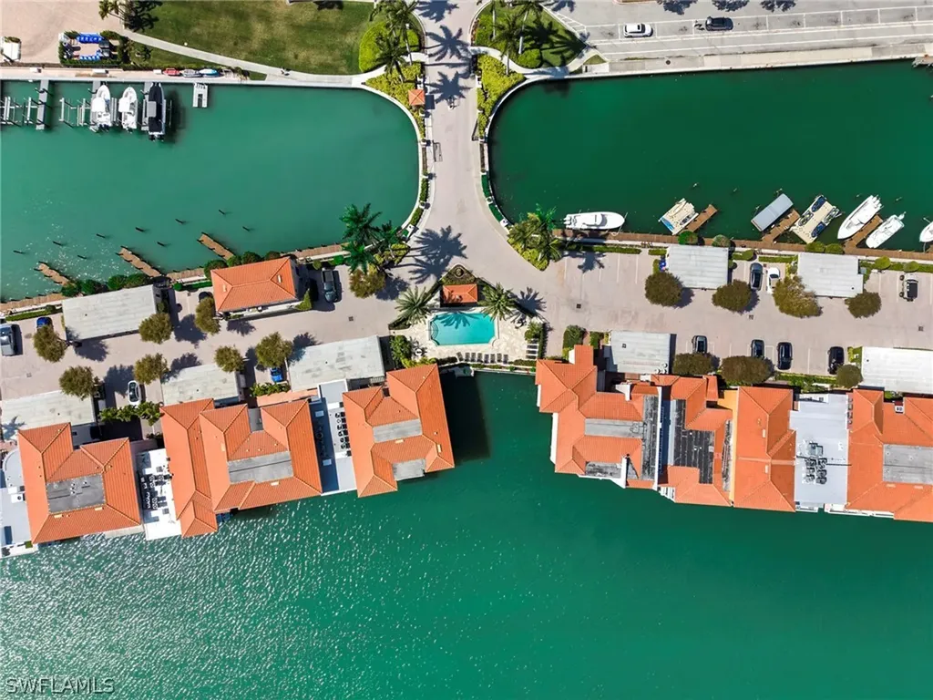 4000 Gulf Shore Boulevard N Naples FL 34103
