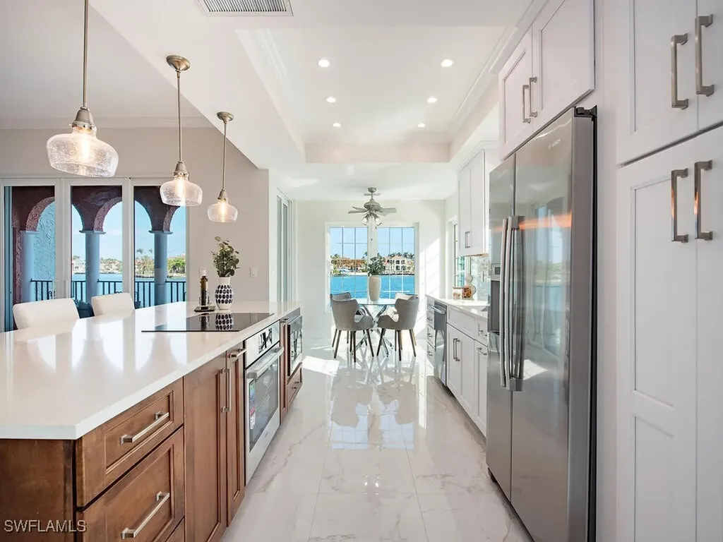4000 Gulf Shore Boulevard N Naples FL 34103