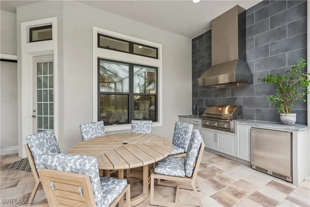3247 Miyagi Lane Naples FL 34114