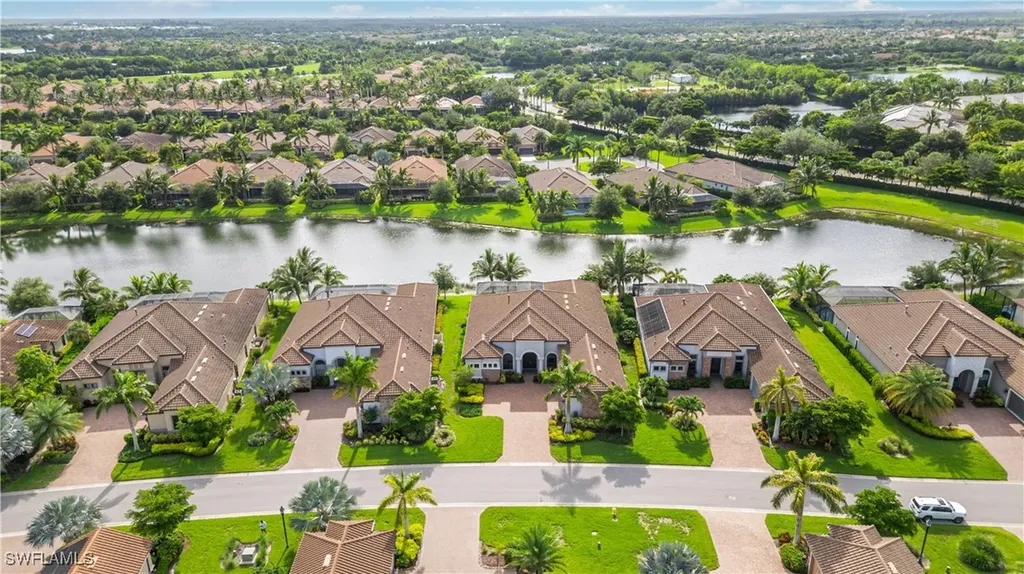 3247 Miyagi Lane Naples FL 34114
