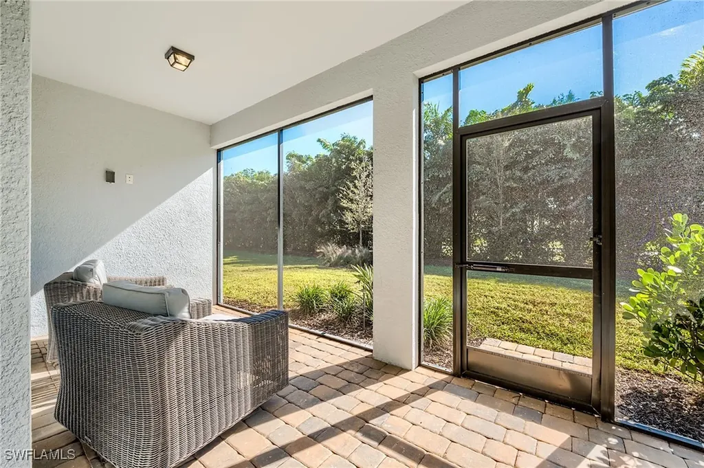 1950 Tripletail Lane Naples FL 34114