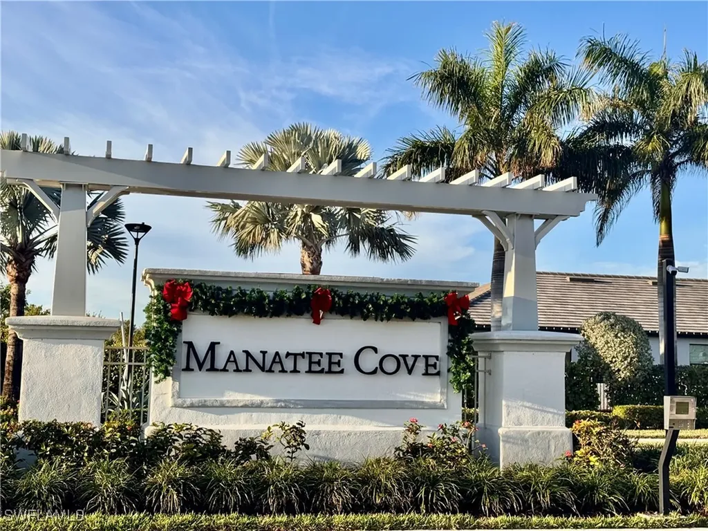1950 Tripletail Lane Naples FL 34114