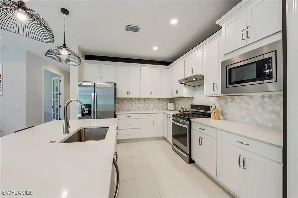 1950 Tripletail Lane Naples FL 34114