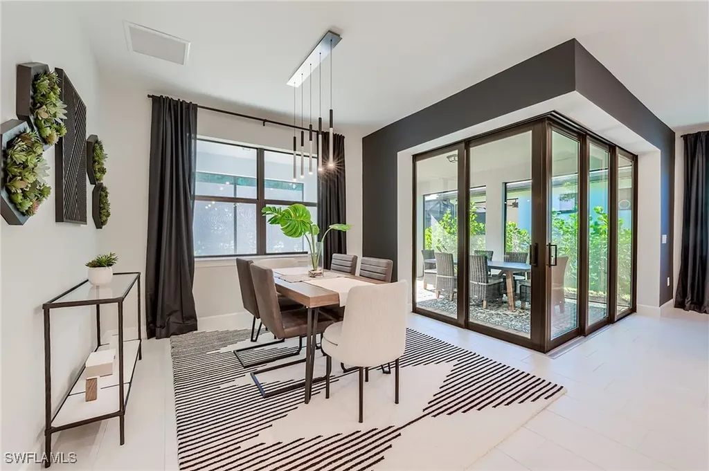 1950 Tripletail Lane Naples FL 34114