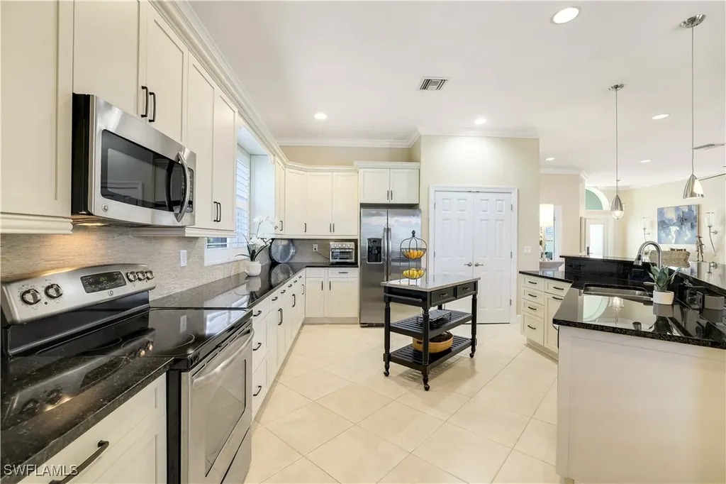 7520 Citrus Hill Lane Naples FL 34109