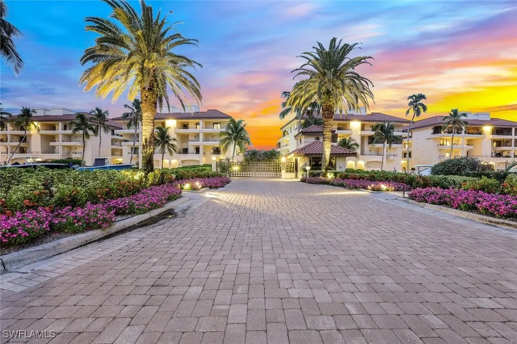 4400 Gulf Shore Boulevard N Naples FL 34103