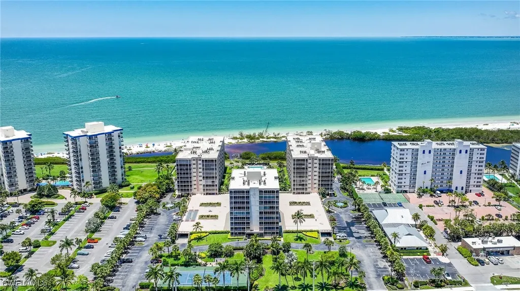 Fort Myers Beach FL, 7150 Estero Boulevard, Unit 607