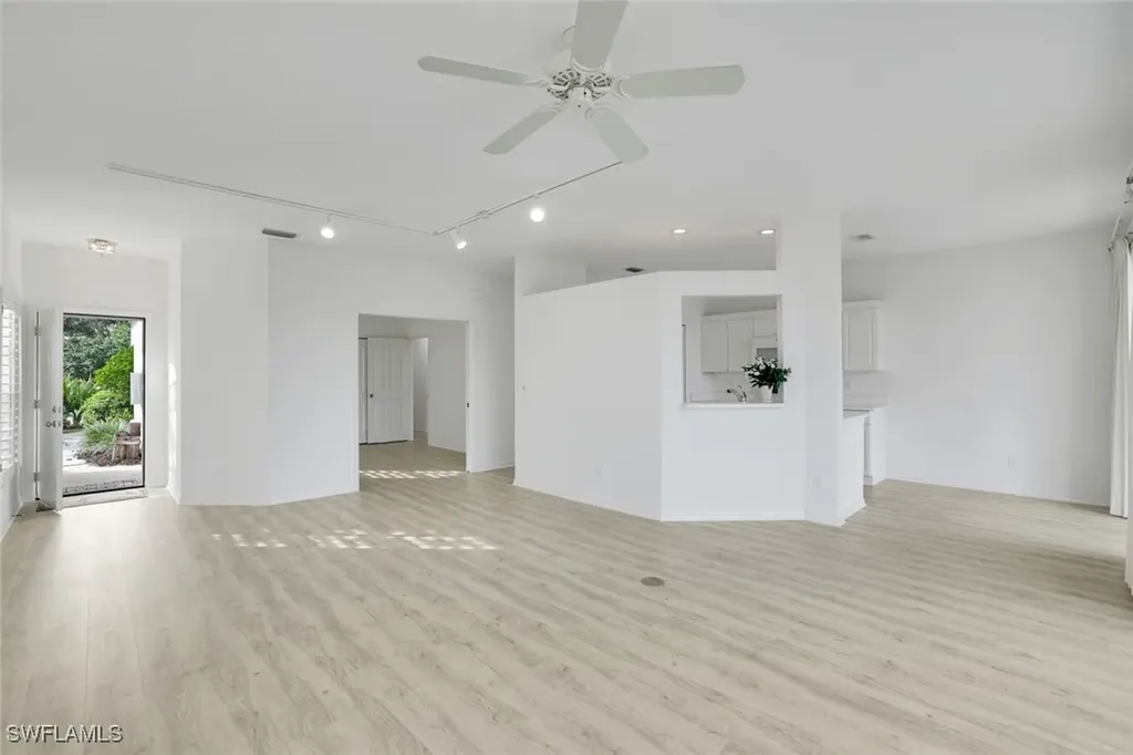 1651 Bermuda Greens Boulevard Naples FL 34110