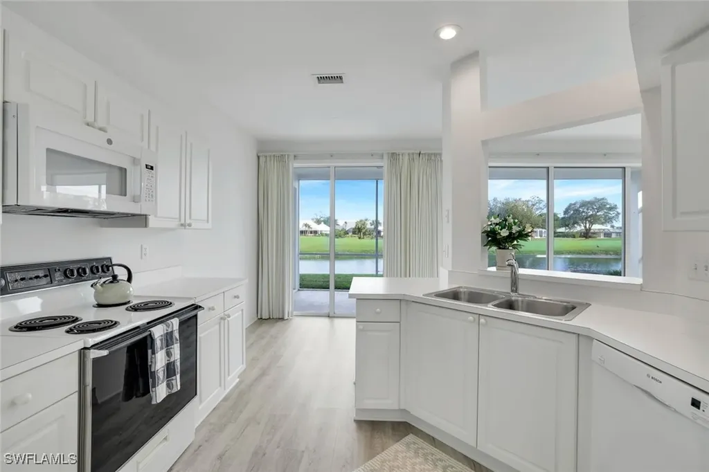 1651 Bermuda Greens Boulevard Naples FL 34110