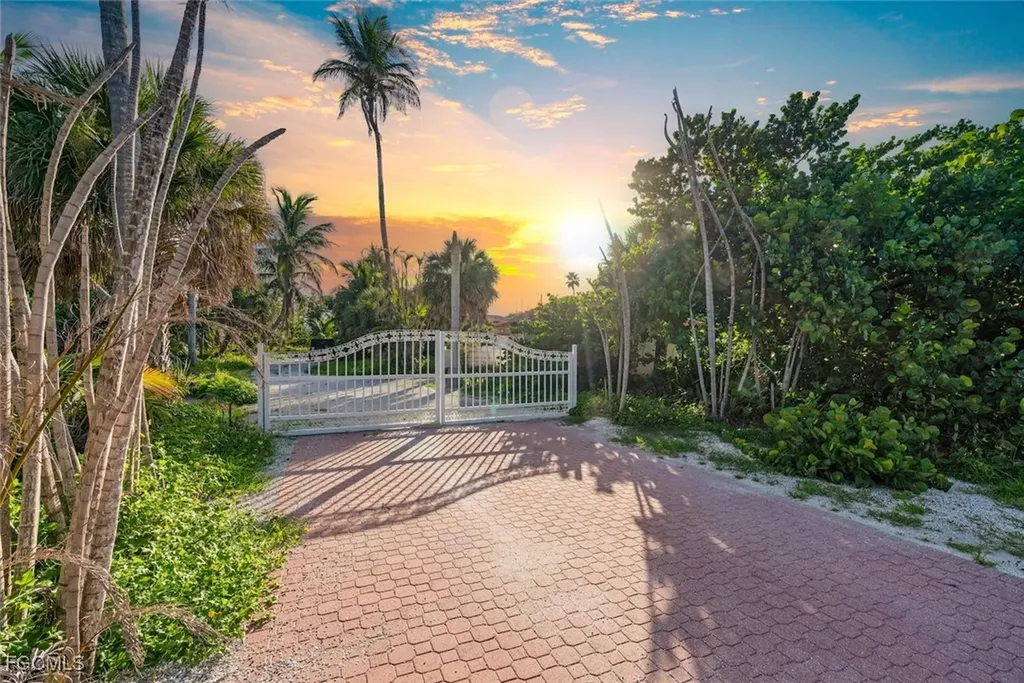 16632 Captiva Drive Captiva FL 33924