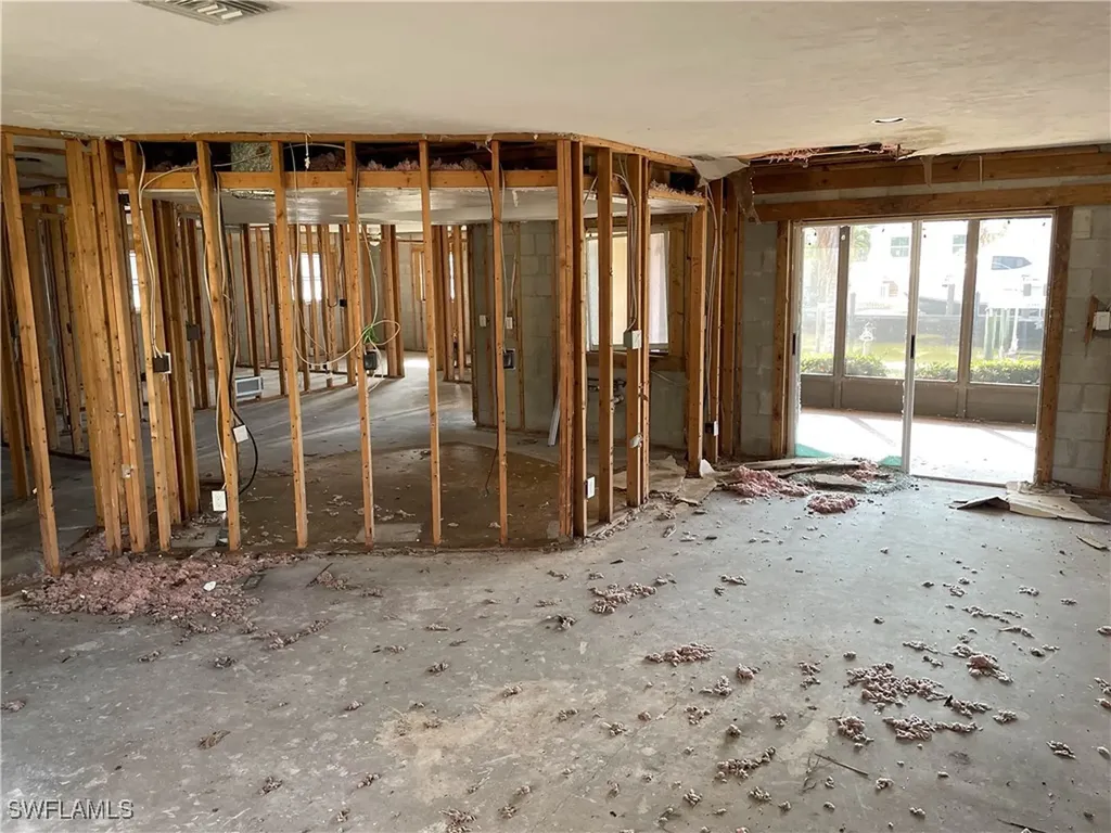 476 Seagull Avenue Naples FL 34108