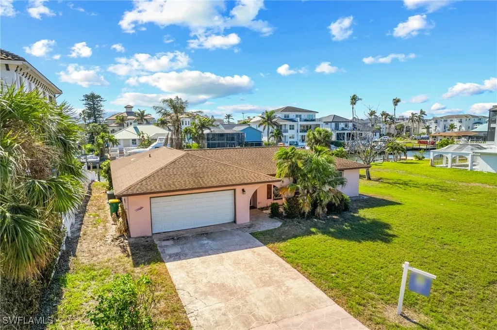 476 Seagull Avenue Naples FL 34108