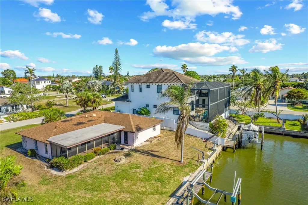 476 Seagull Avenue Naples FL 34108