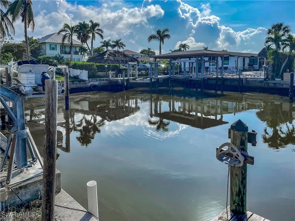 476 Seagull Avenue Naples FL 34108