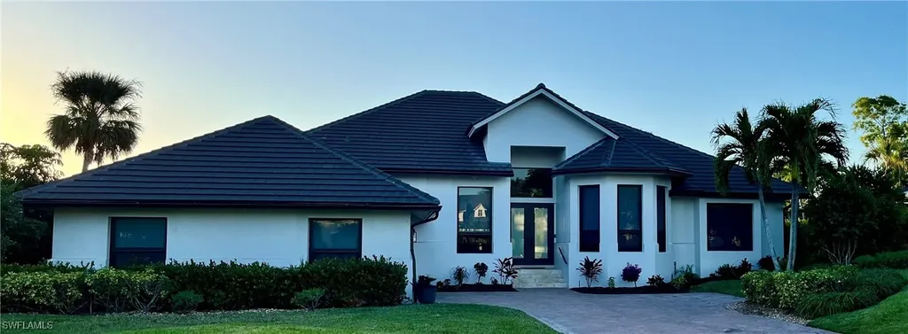 9199 The Lane Naples FL 34109