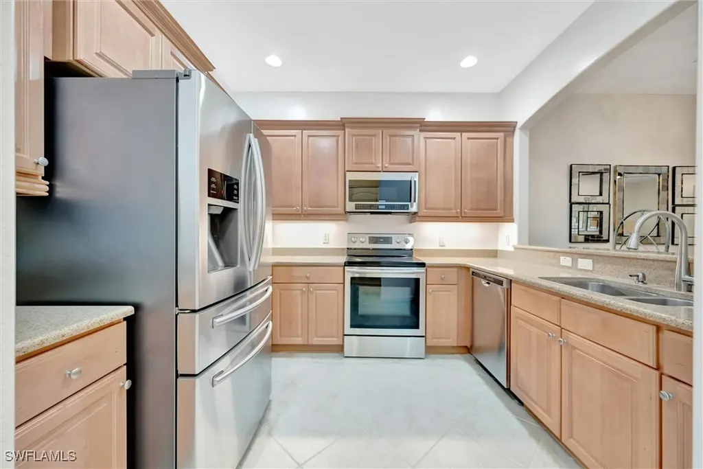 Fort Myers FL, 4350 Lazio Way, Unit 1102