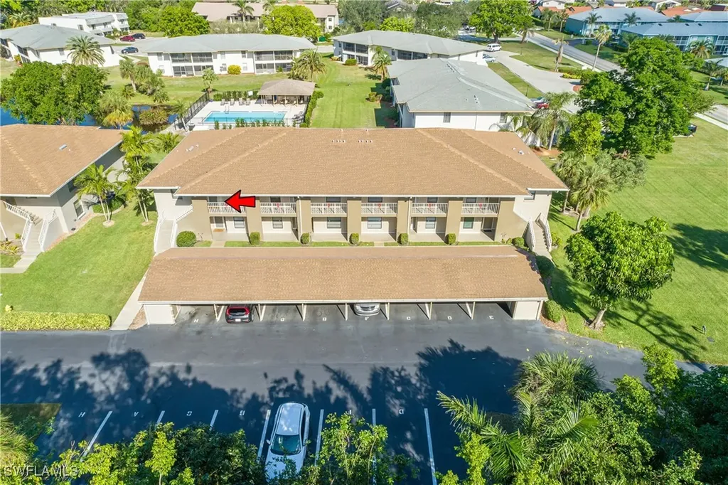 Naples FL, 131 Cypress Way E, Unit H