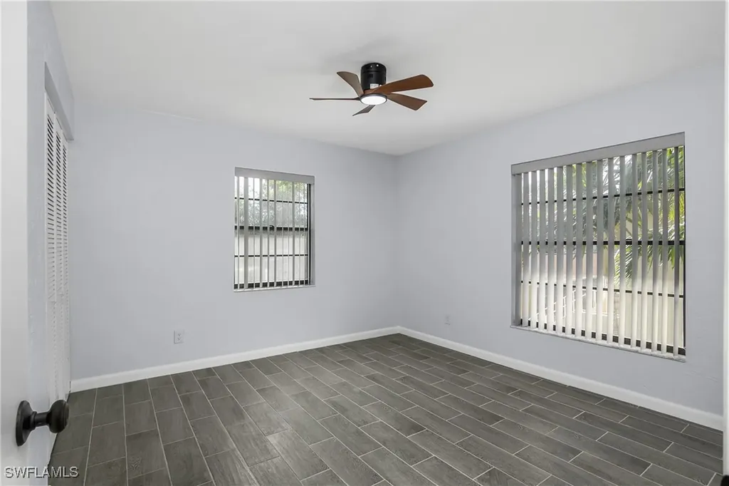 131 Cypress Way E Naples FL 34110
